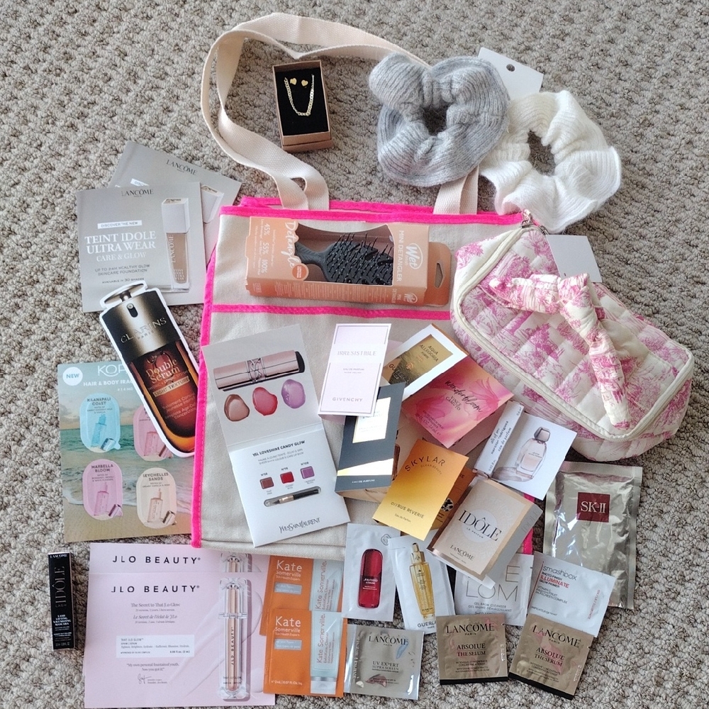Tote Bag , Jewelry, Cosmetic Bag And Beauty Bundle